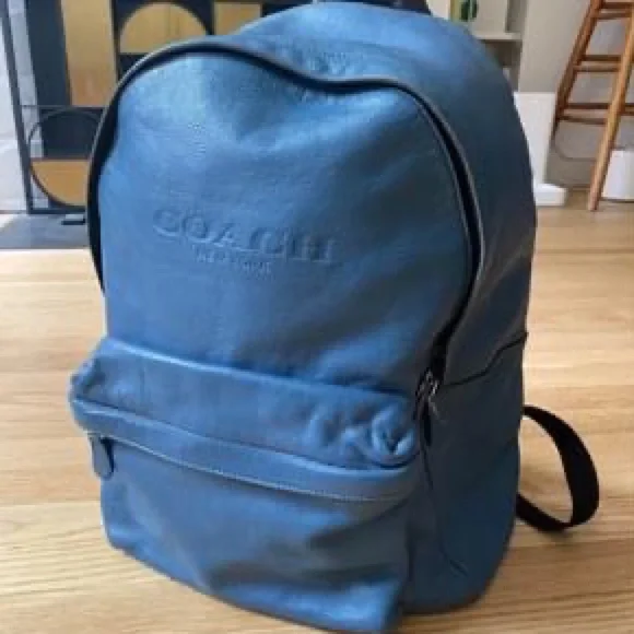 baggallini everywhere crossbody travel bag Baggallini Modern Everywhere Bag main image 0